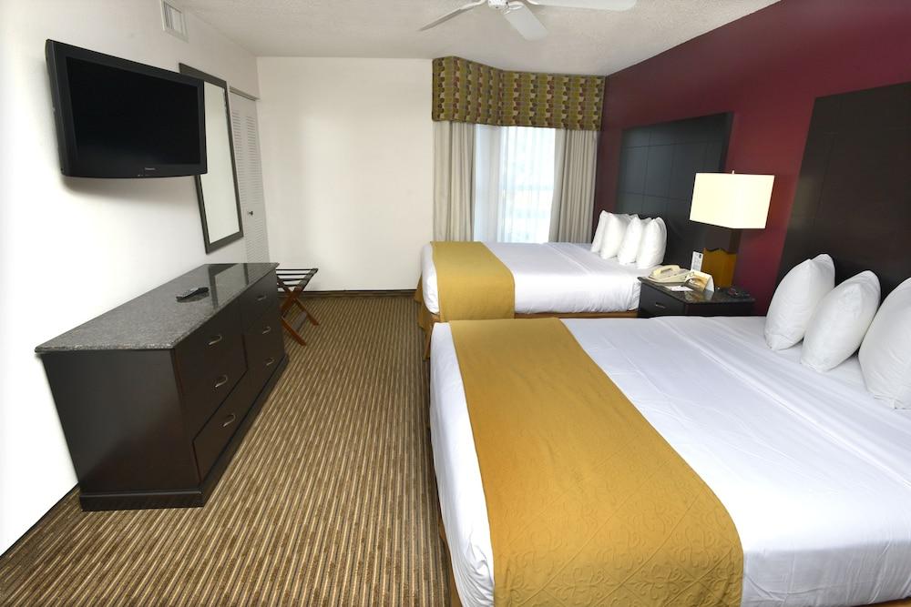 Surestay Plus By Best Western Orlando Lake Buena Vista Bagian luar foto