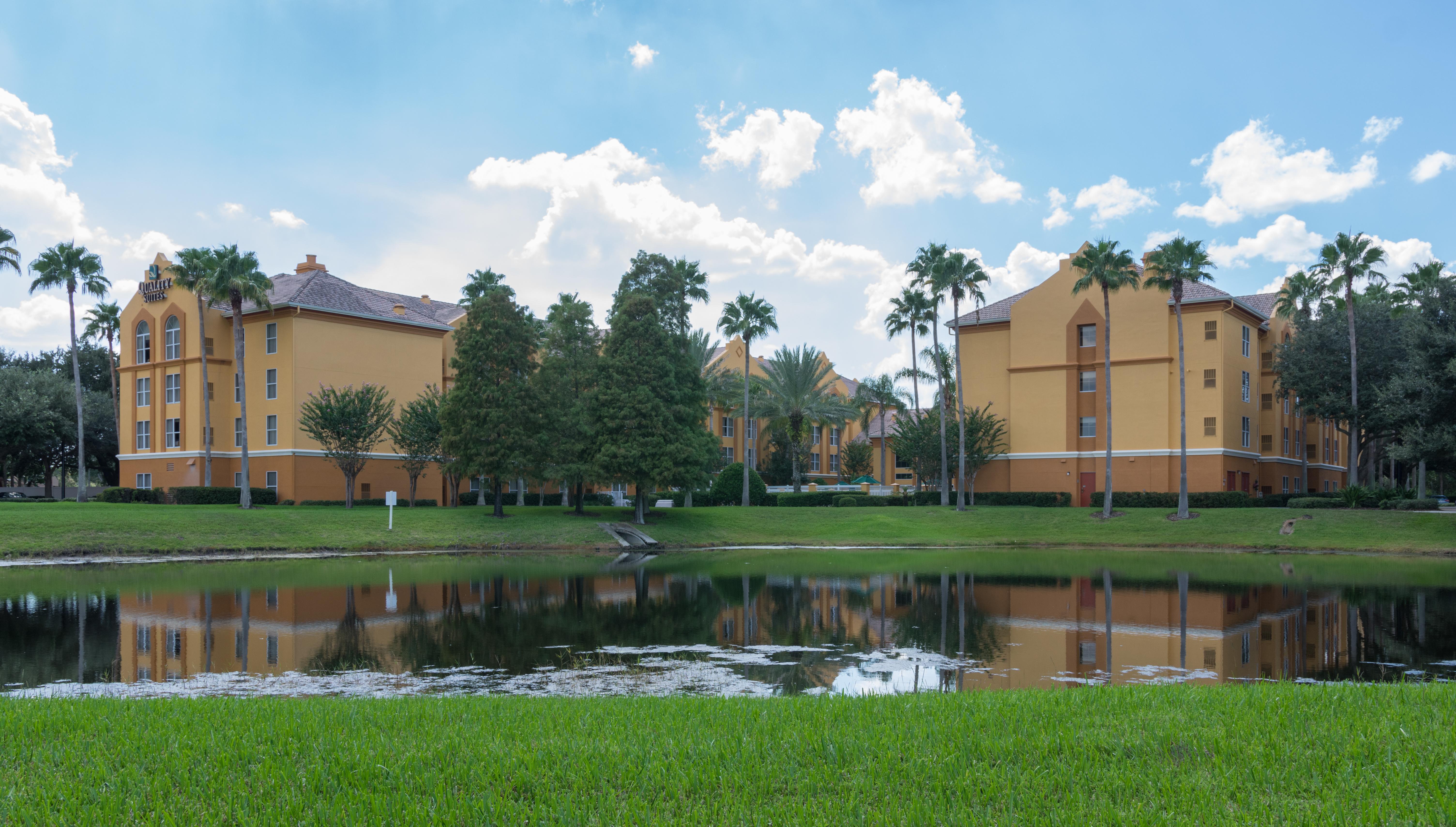 Surestay Plus By Best Western Orlando Lake Buena Vista Bagian luar foto