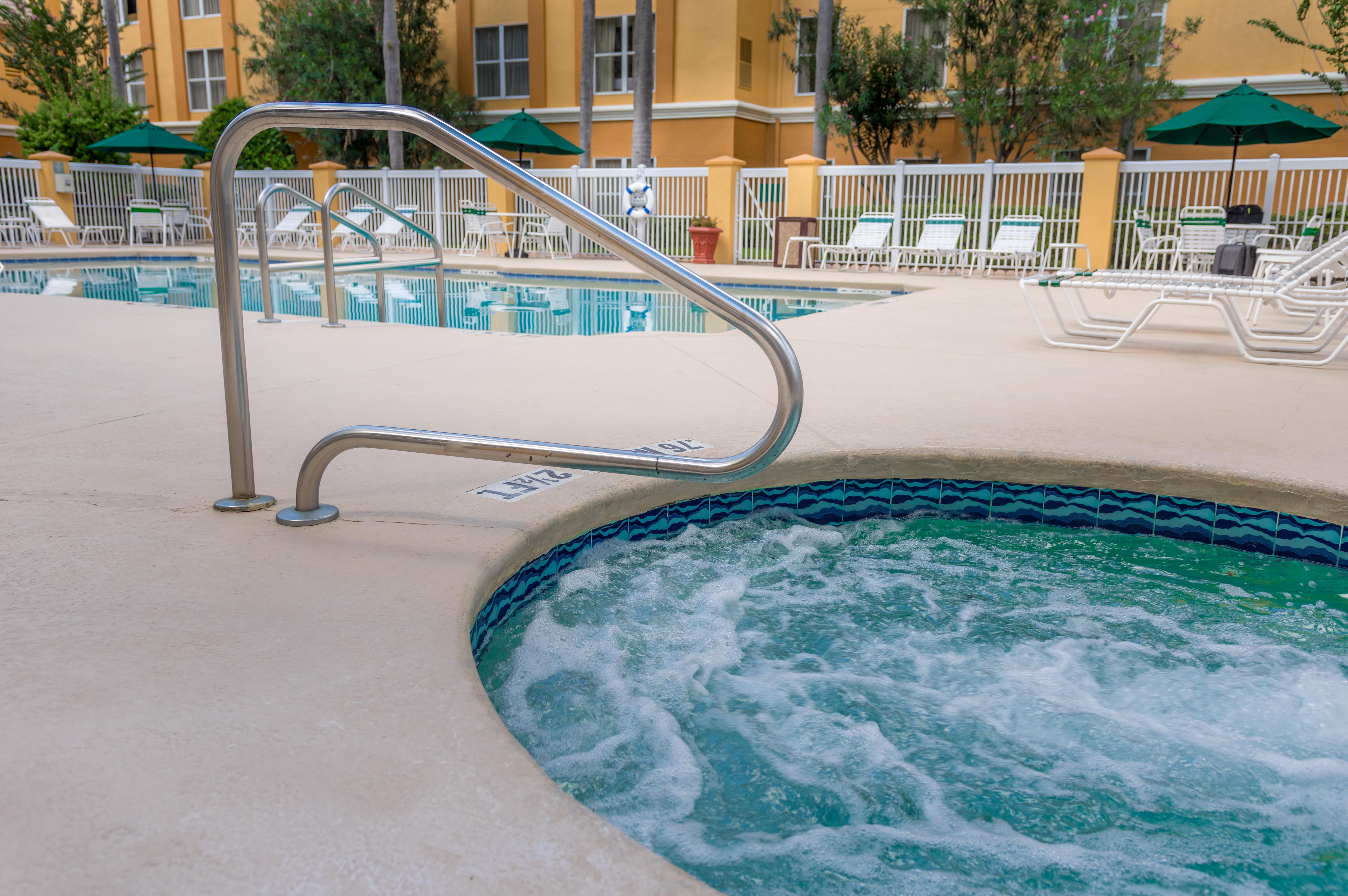 Surestay Plus By Best Western Orlando Lake Buena Vista Bagian luar foto