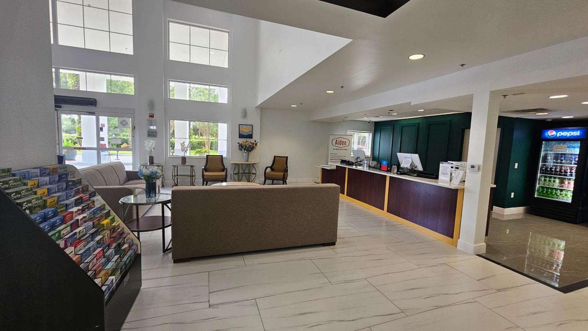 Surestay Plus By Best Western Orlando Lake Buena Vista Bagian luar foto