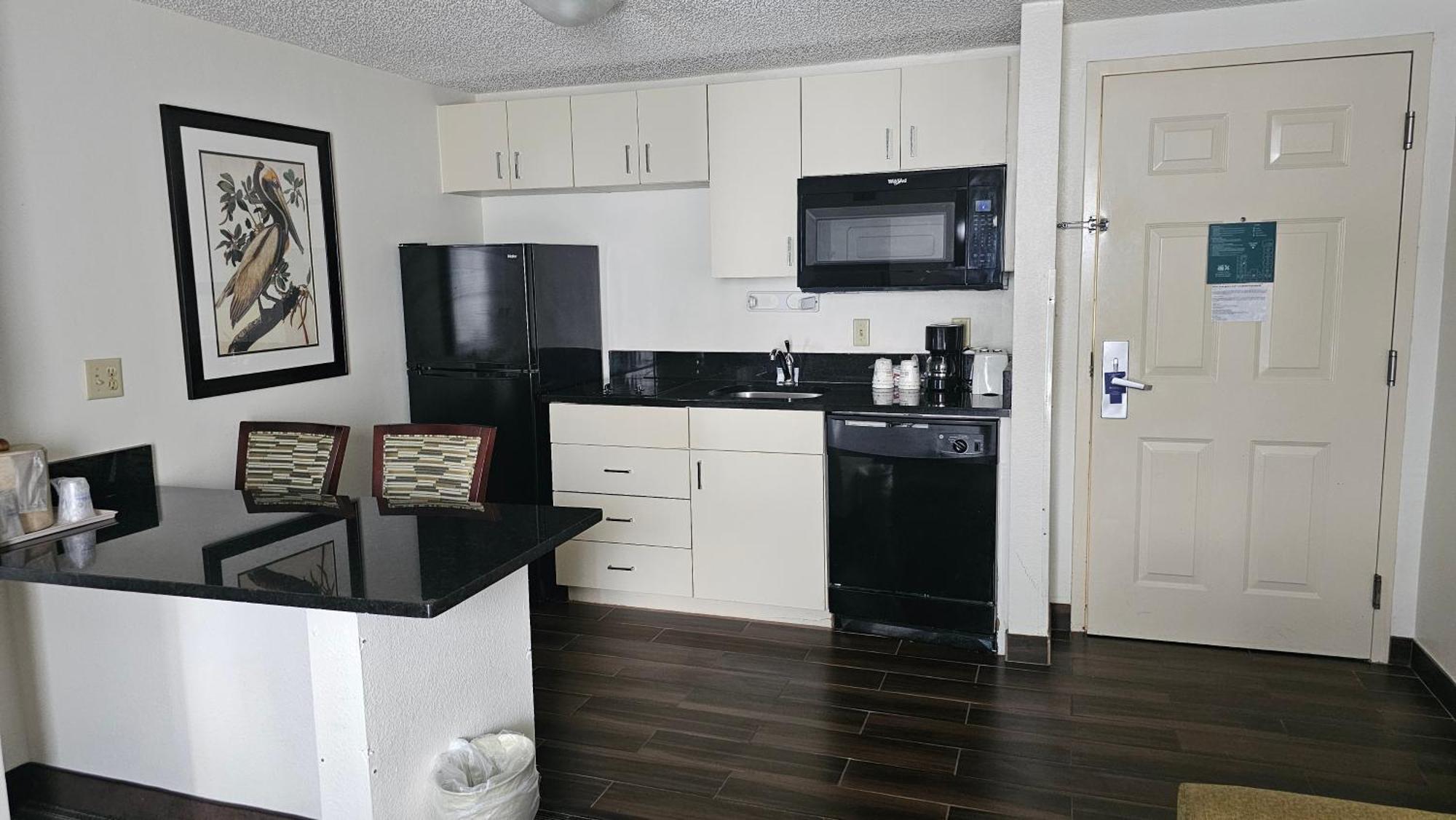 Surestay Plus By Best Western Orlando Lake Buena Vista Bagian luar foto