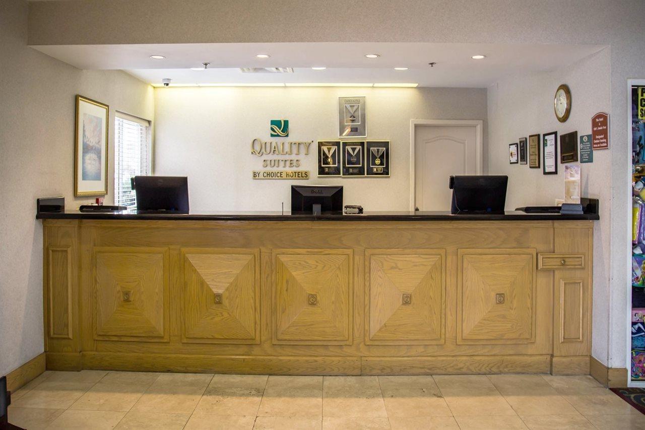 Surestay Plus By Best Western Orlando Lake Buena Vista Bagian luar foto